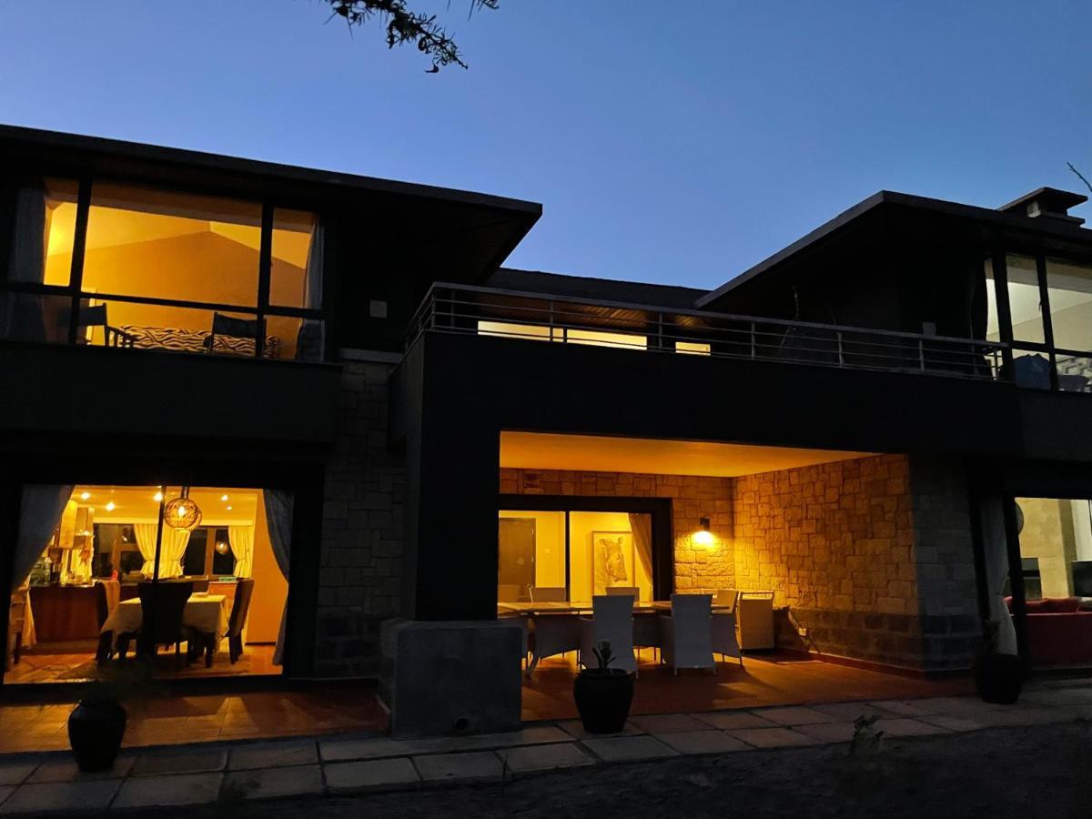 Nyikani House 나뉴키 외부 사진